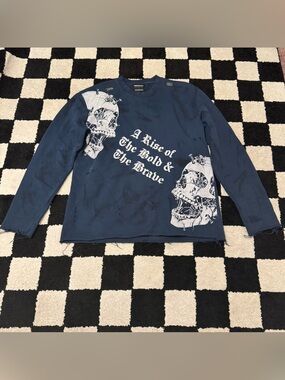 Tenaciti Studios Navy & White Studded Distressed Crewneck Sweatshirt Men’s XL